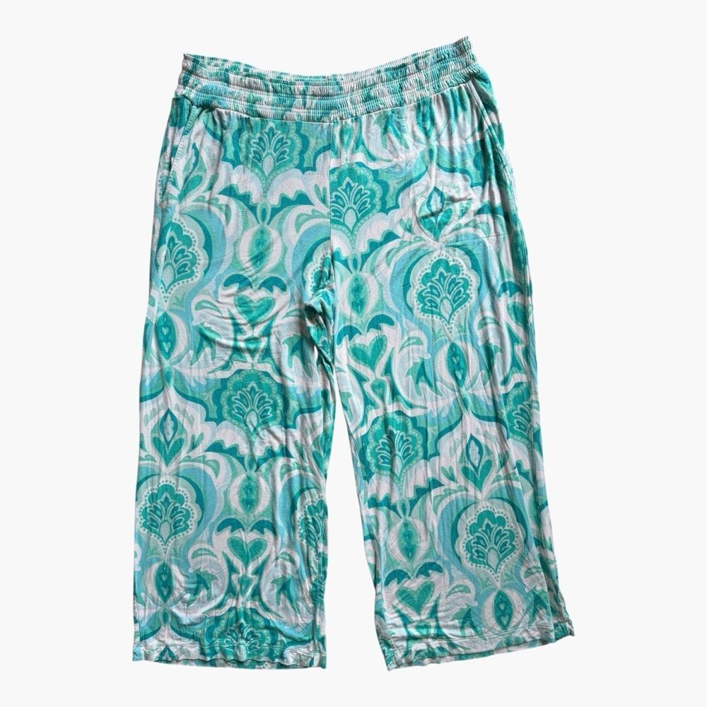 Soma Women's White and Green Pajamas